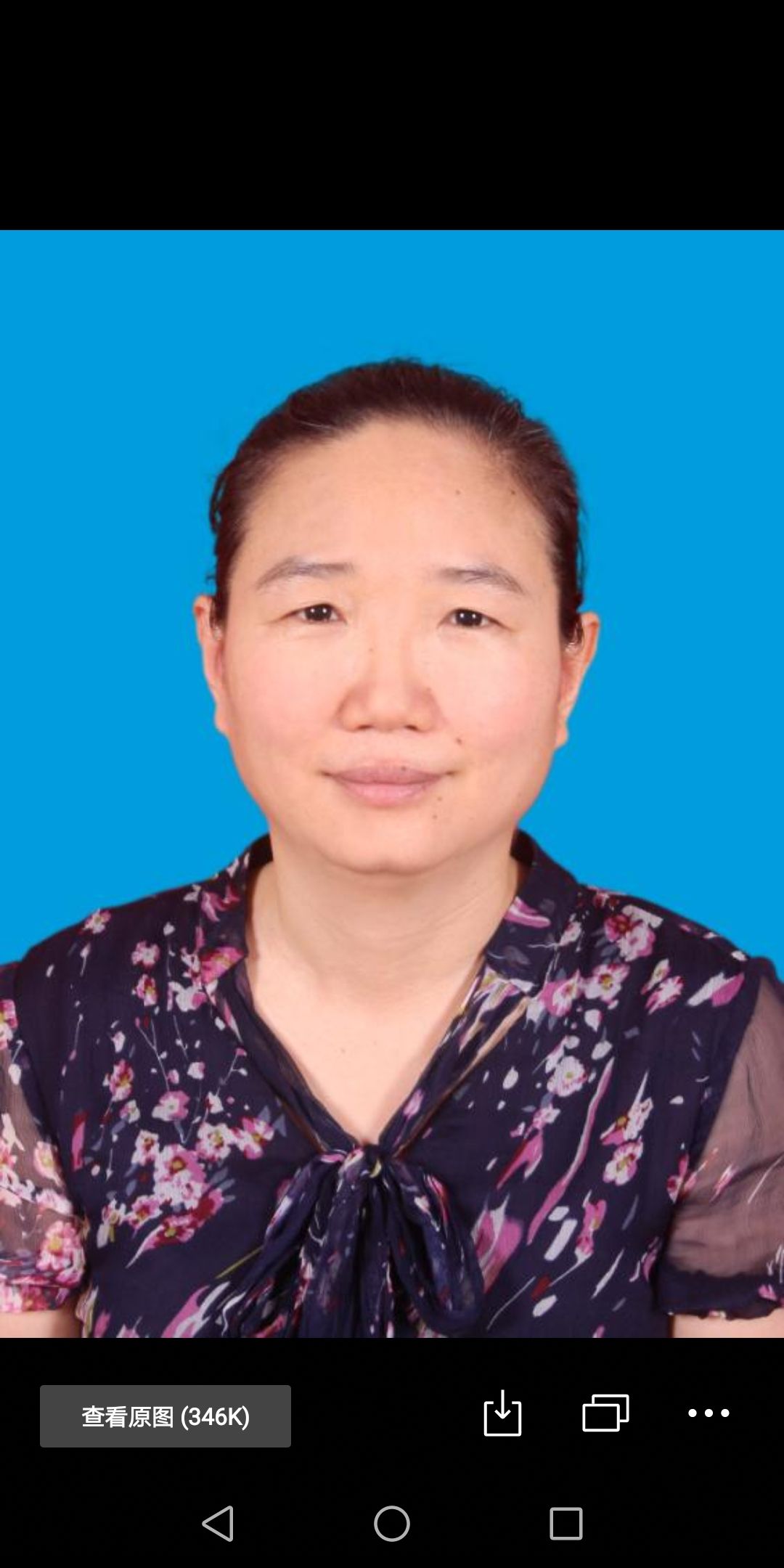 李妍芳头像