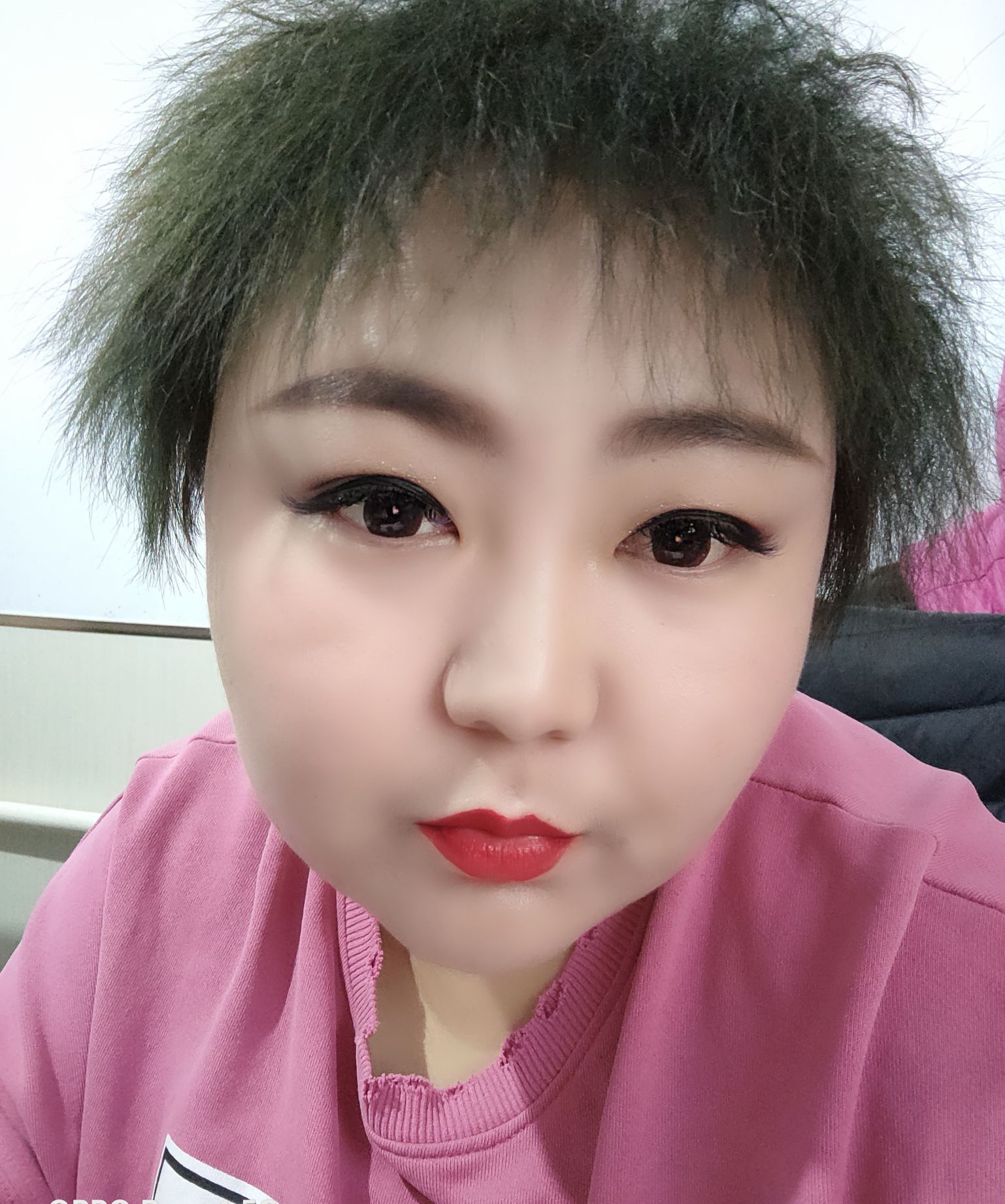 潘佳悦头像