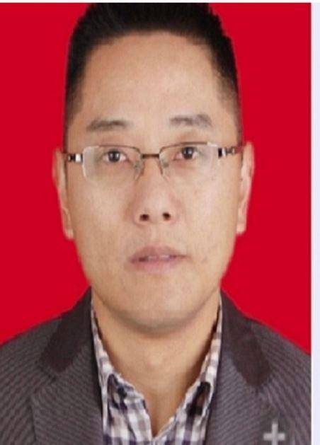 楚士东头像
