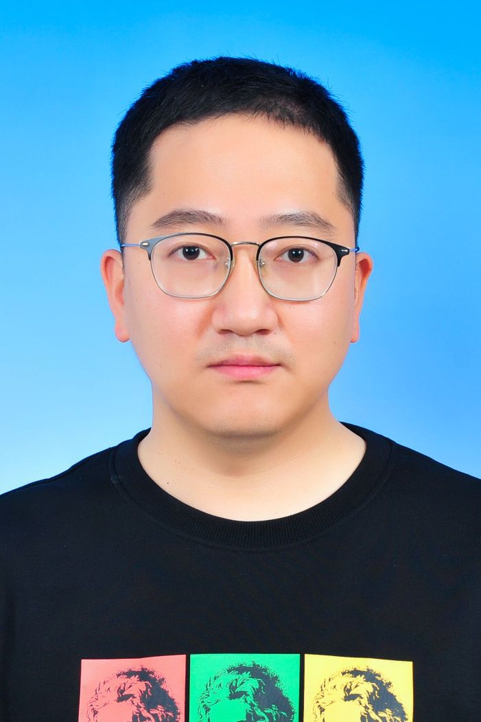 刘越头像