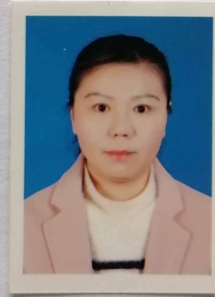 胡莉丹头像