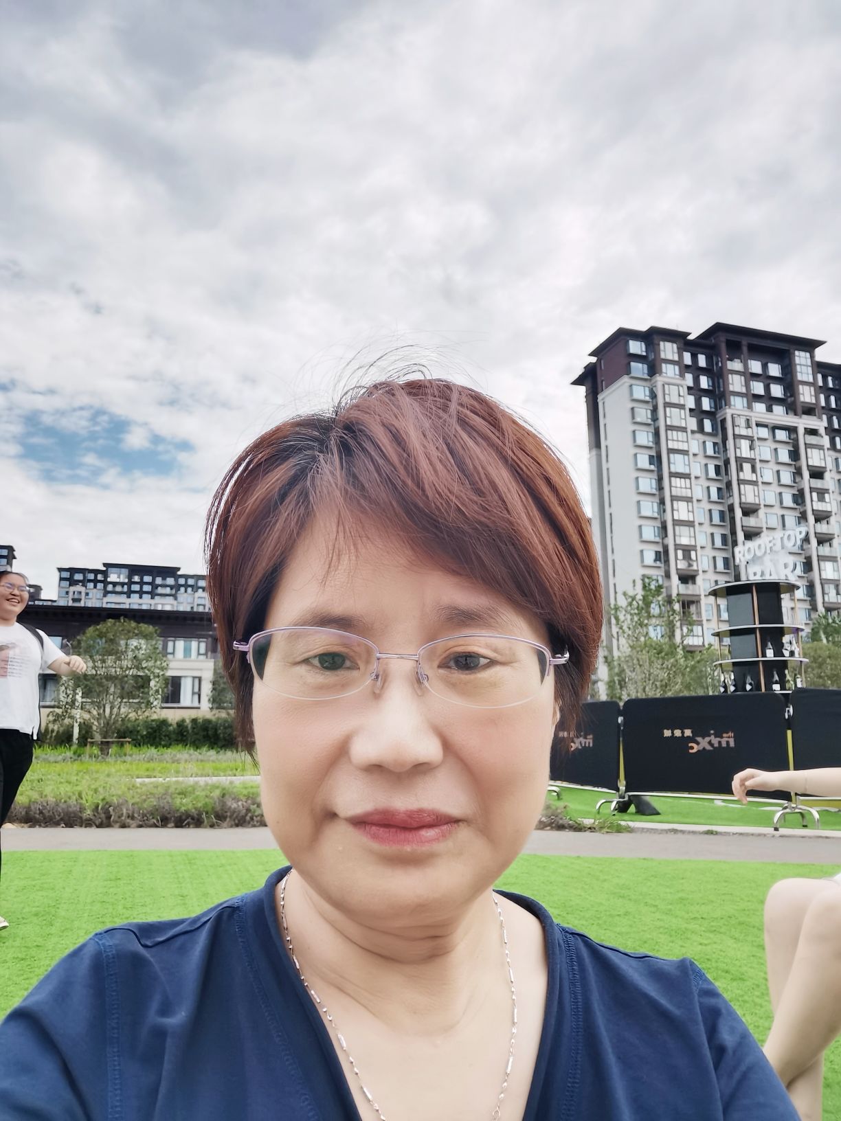 吴文婷头像