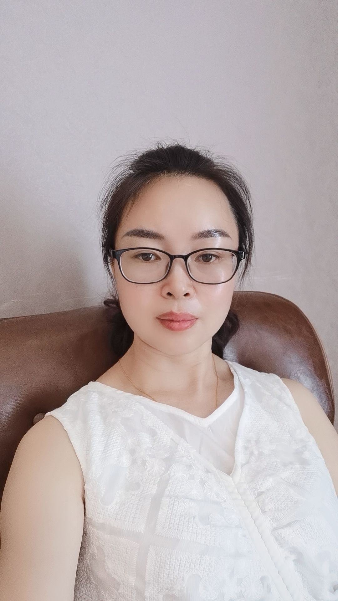 李丽头像