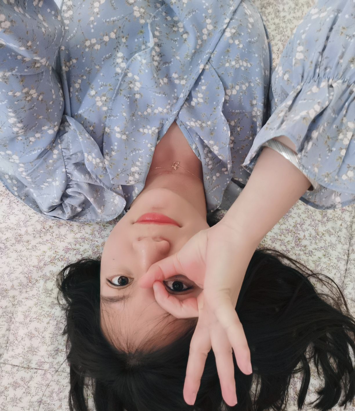 刘艳红，头像