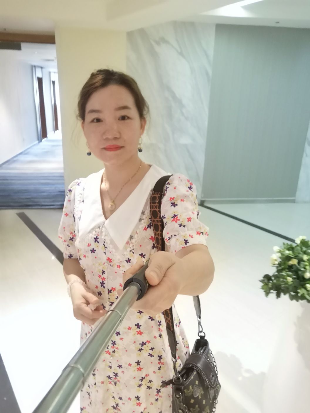 周凤金头像