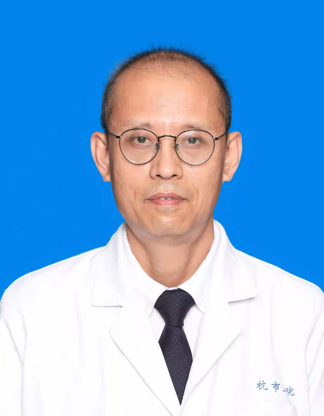 贠健头像