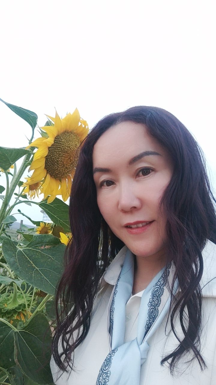 白沙如拉头像