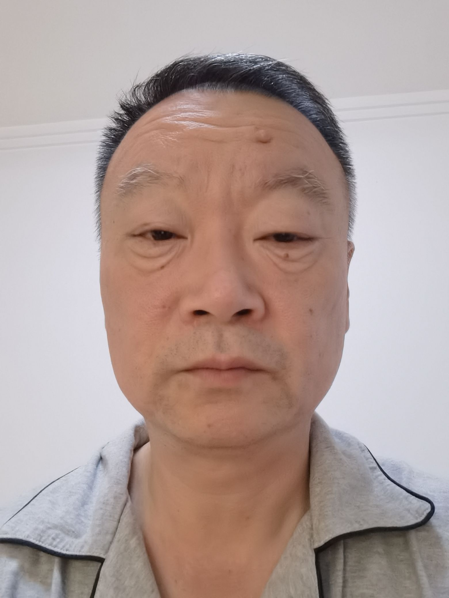 王志强头像