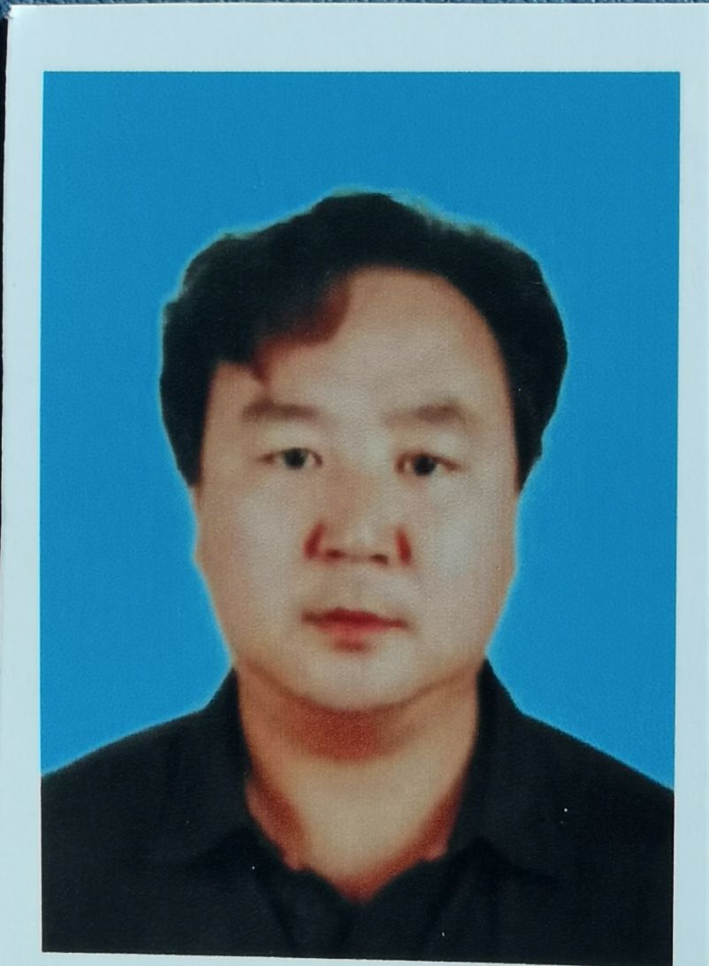 杨恺头像
