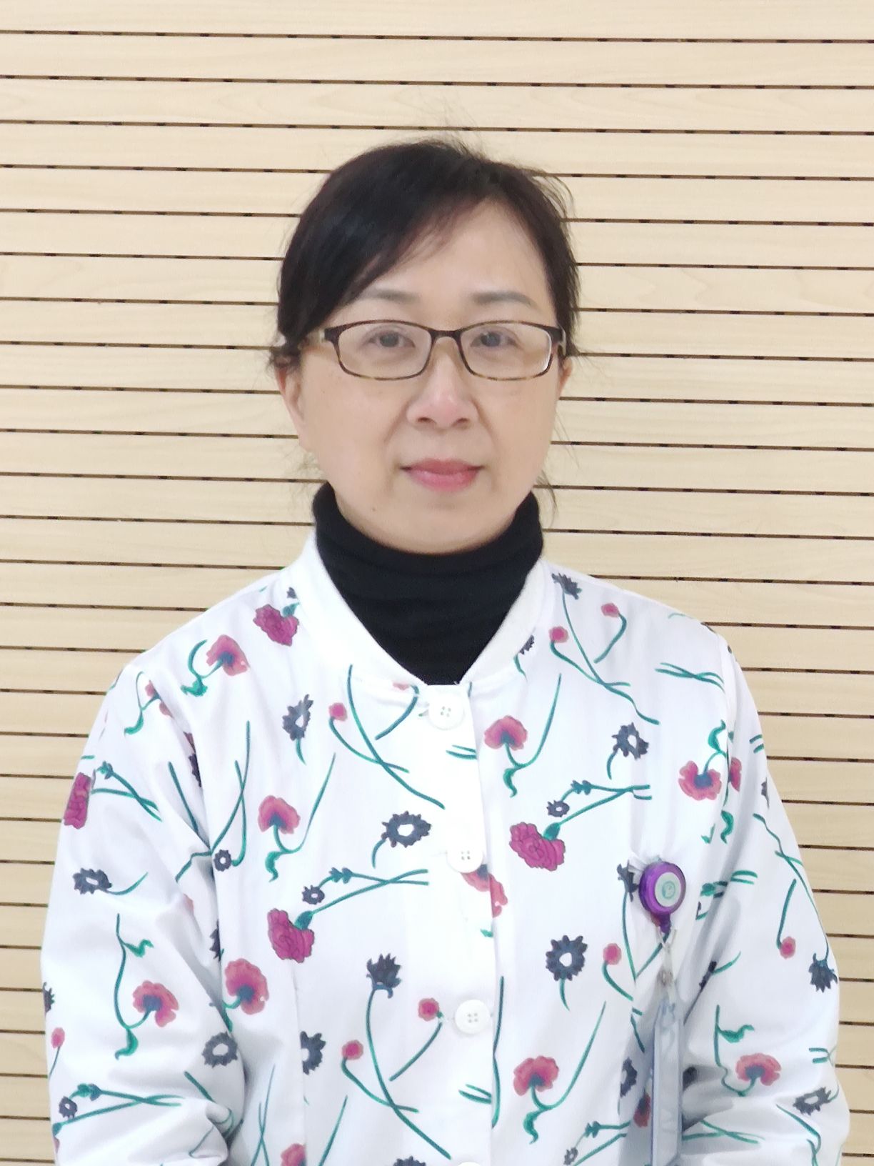 朱琳头像