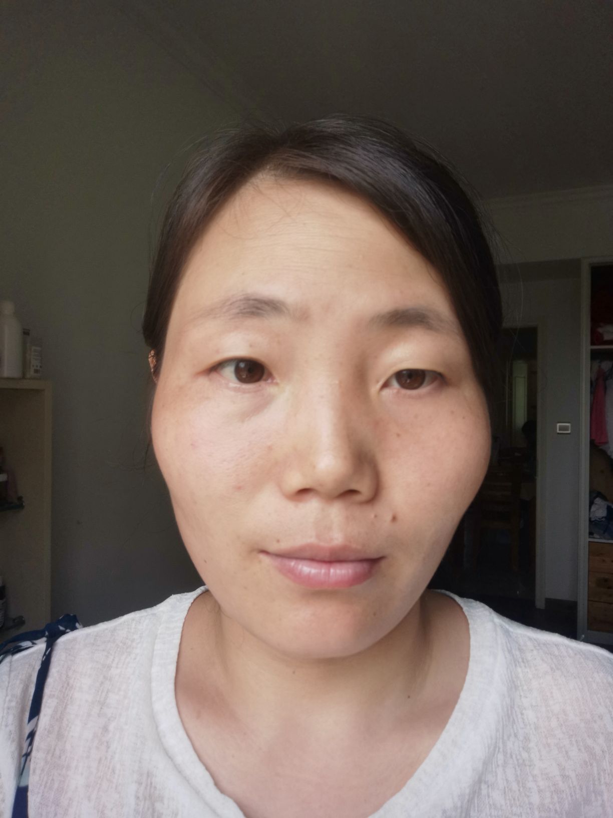 张欣头像