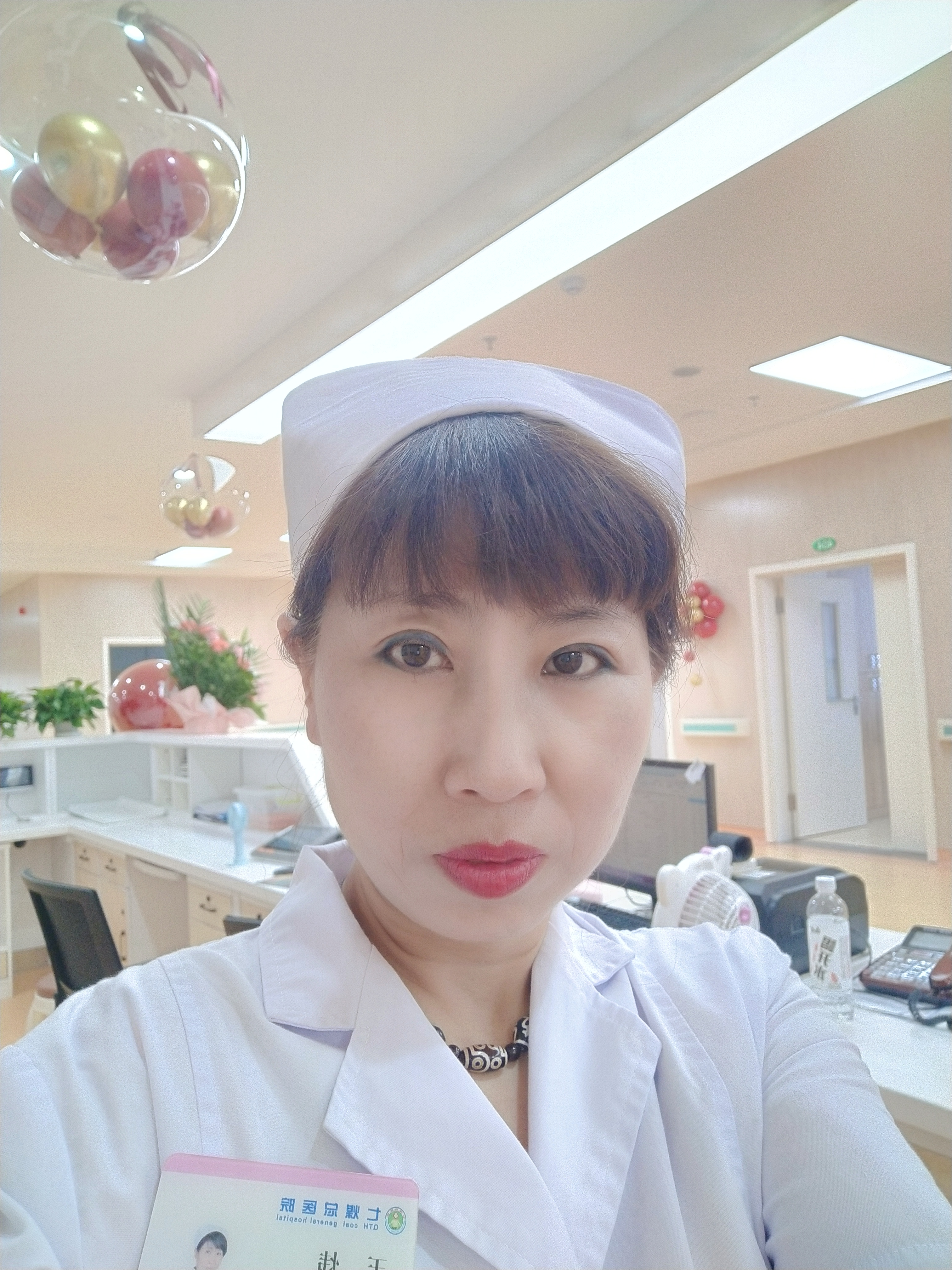 王炜头像