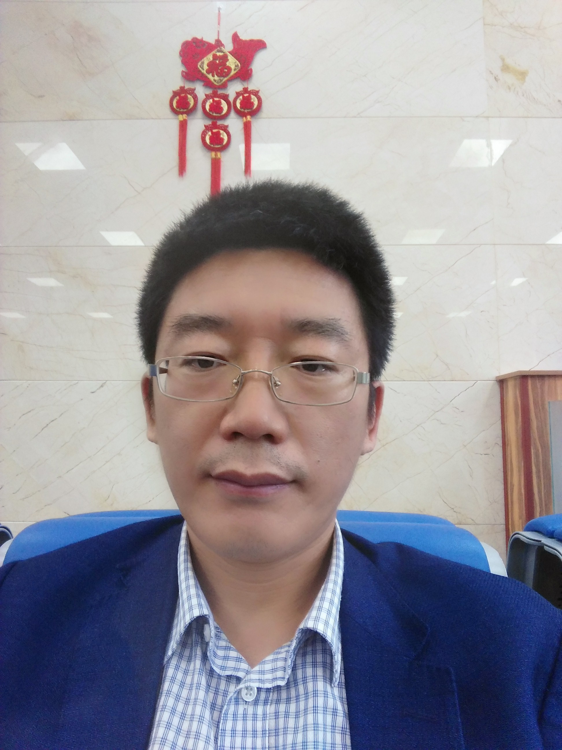 王召军头像