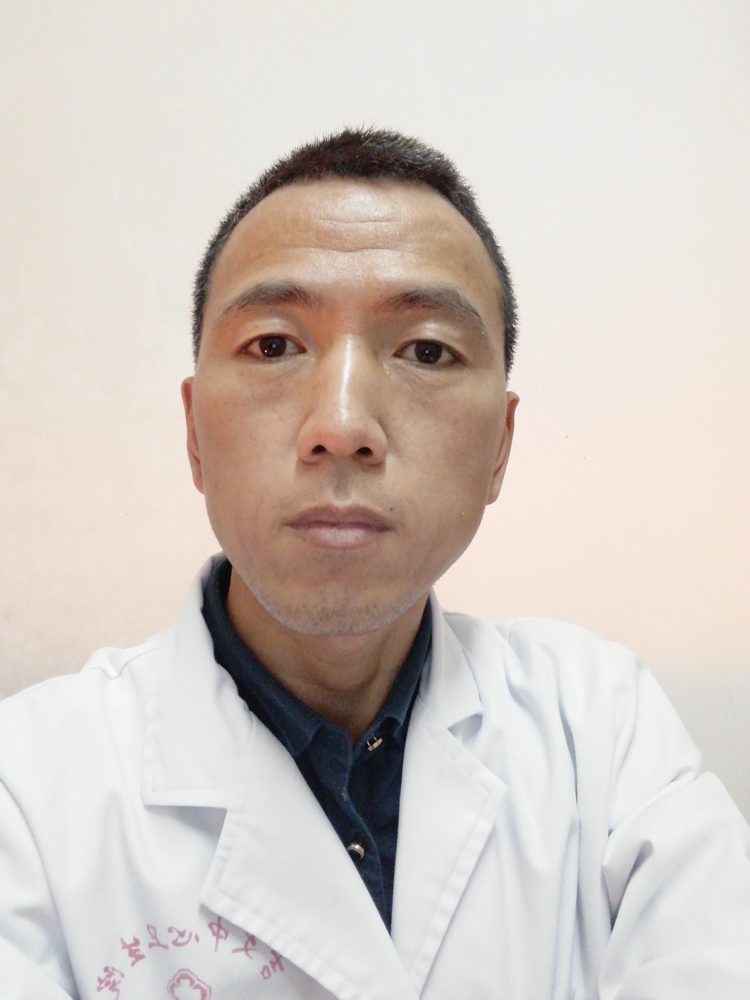 卓洪森头像