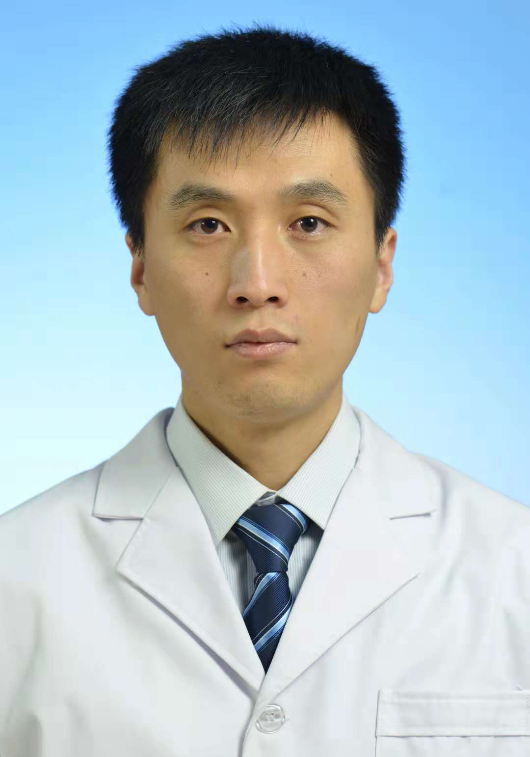 孟鑫头像