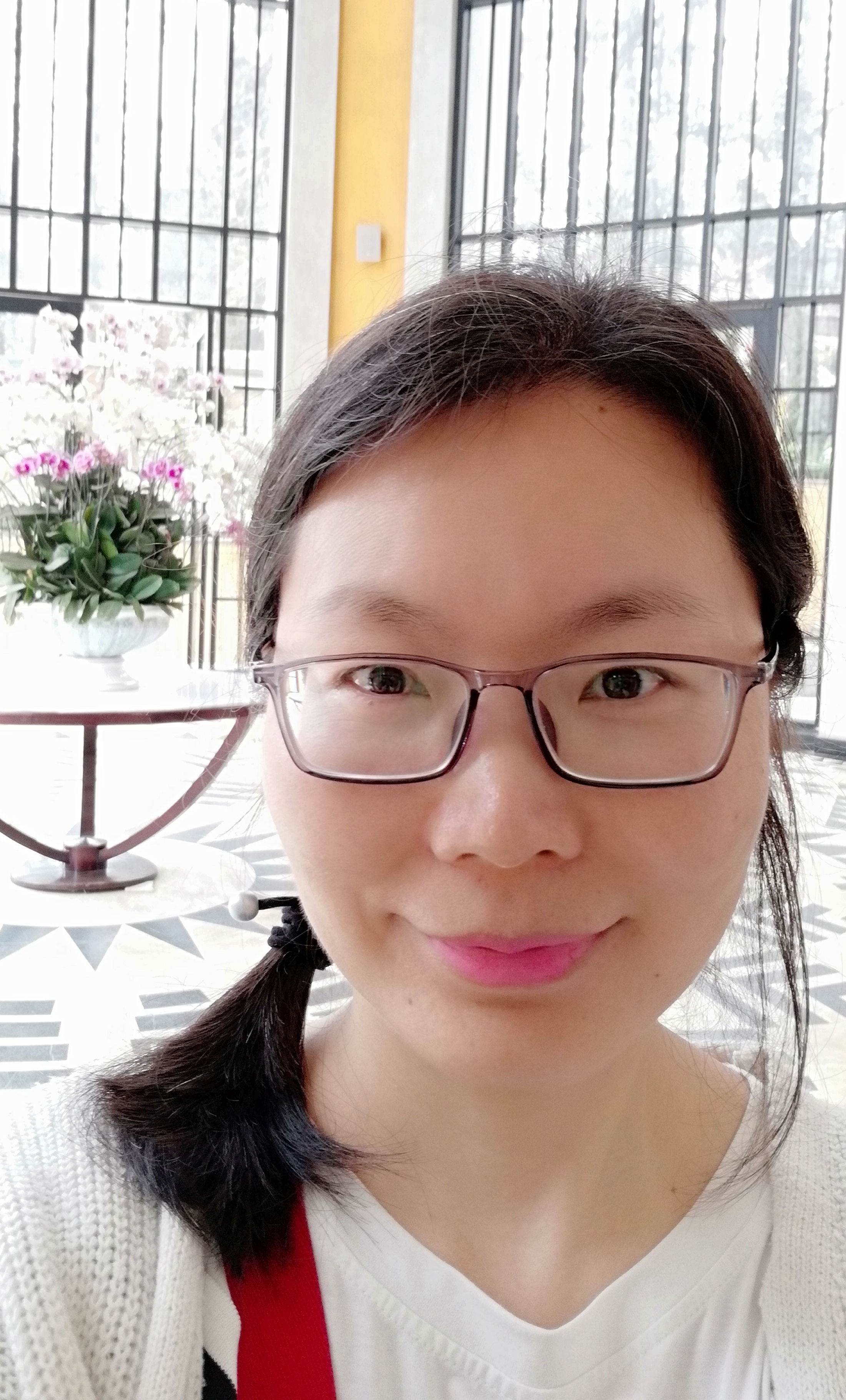 李红梅头像