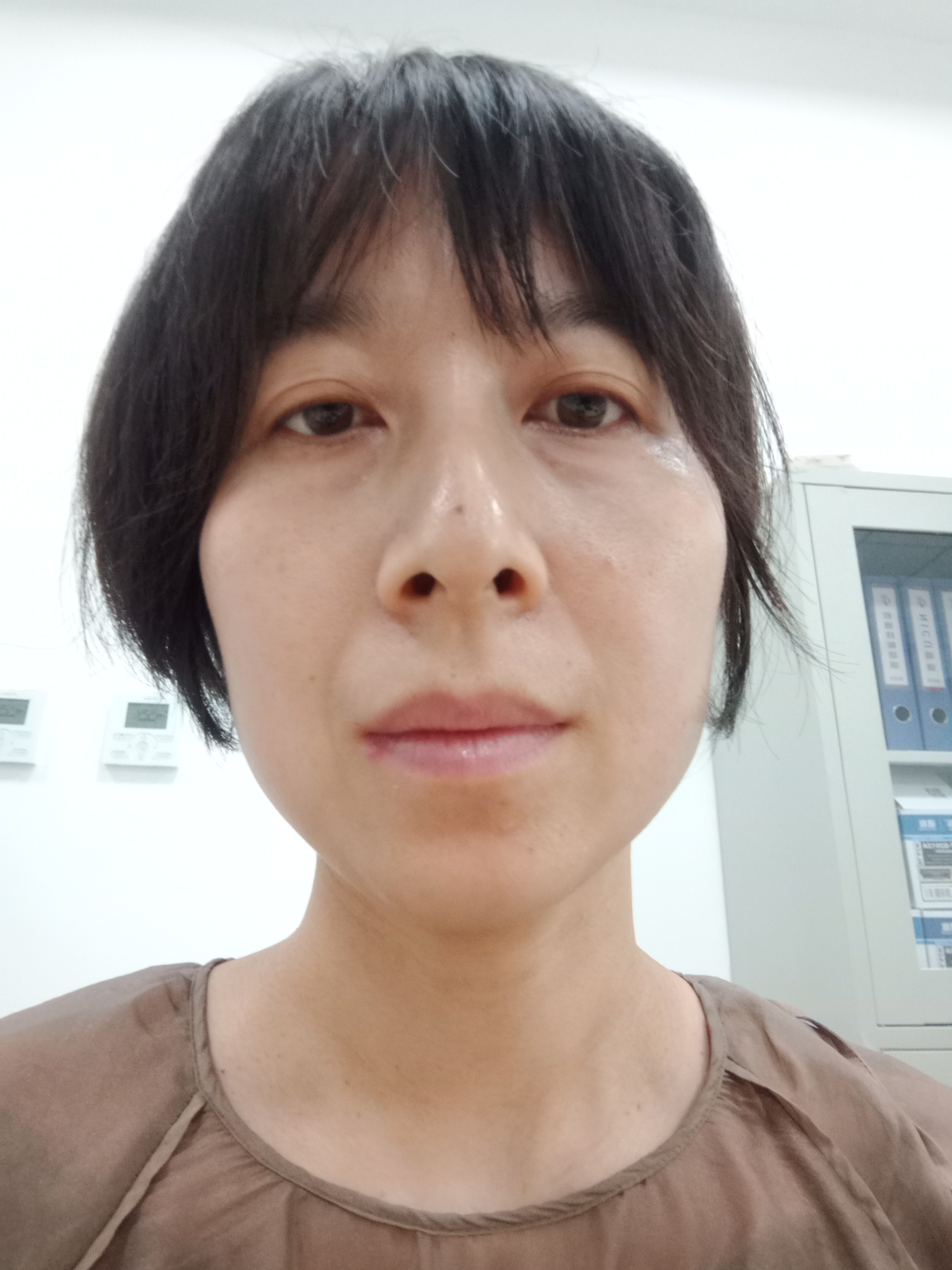 曹丽头像