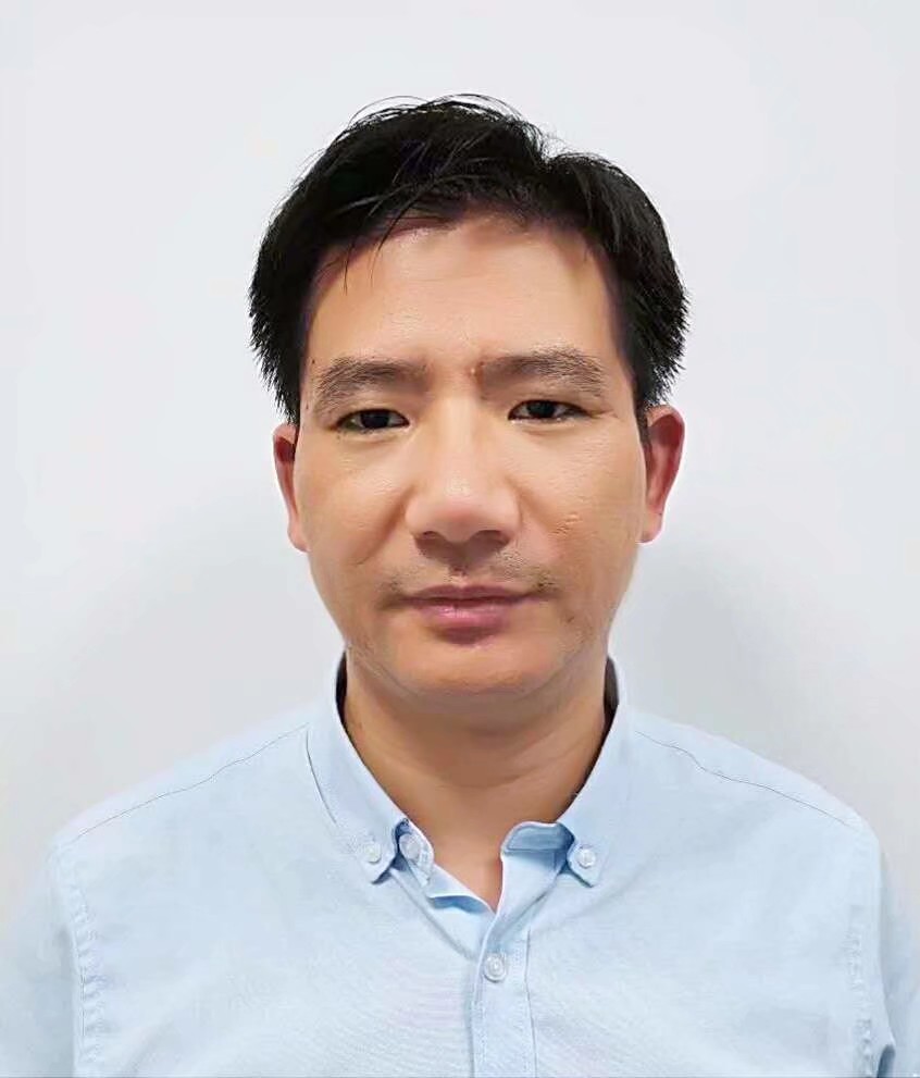 马亮头像