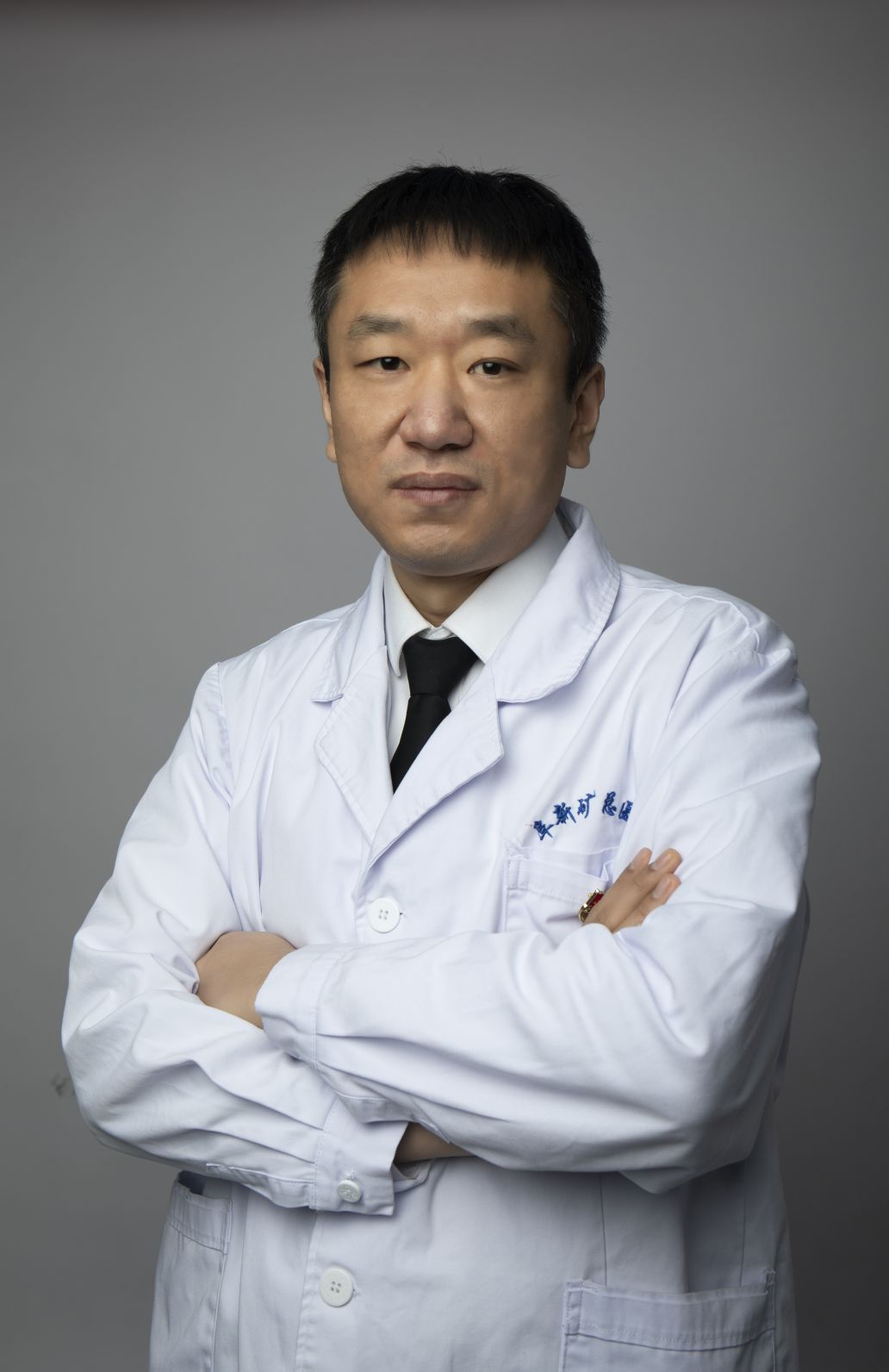薛洪刚头像