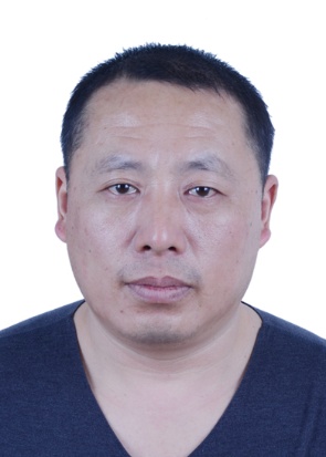 段增新头像