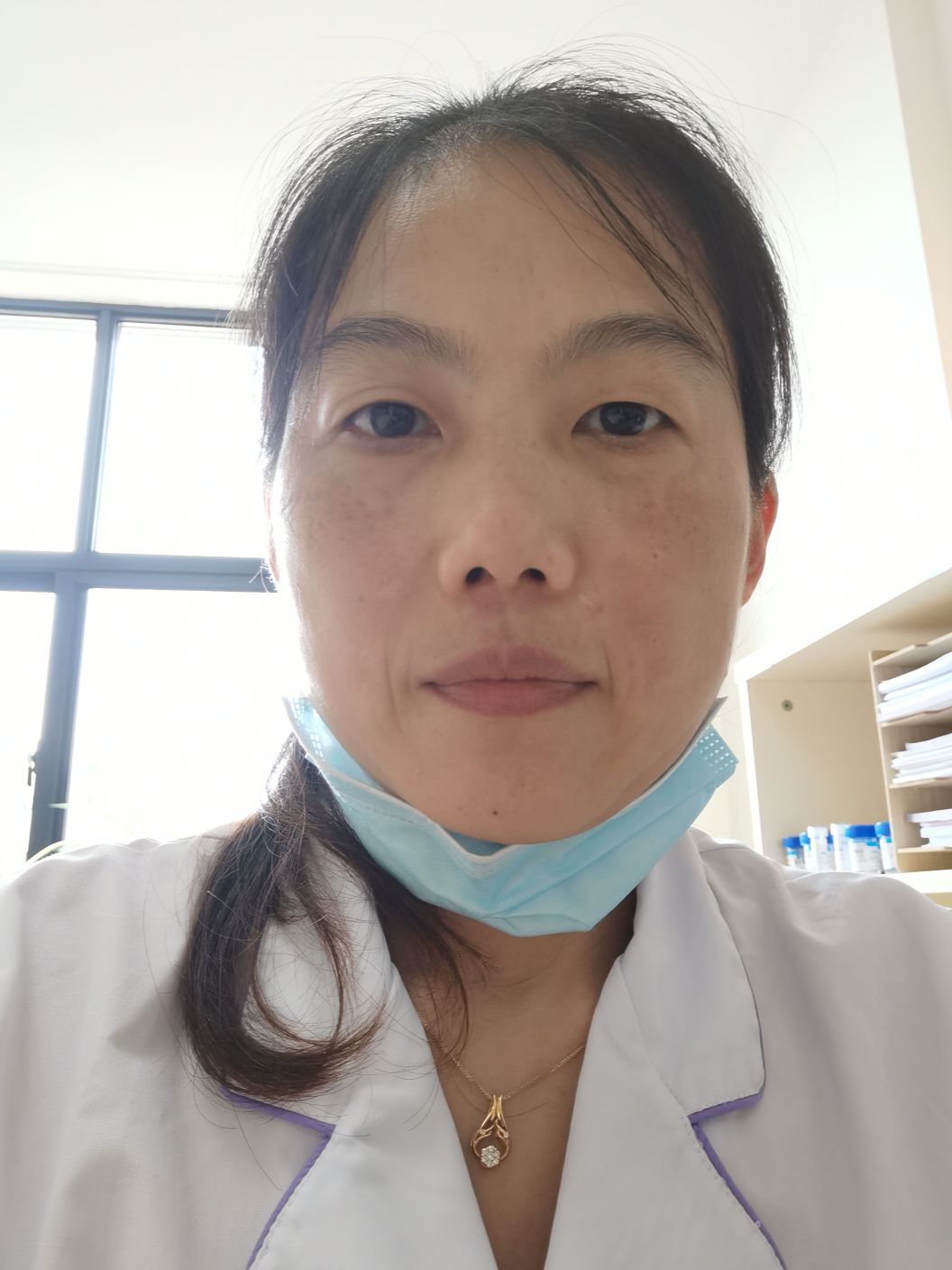 席小英头像