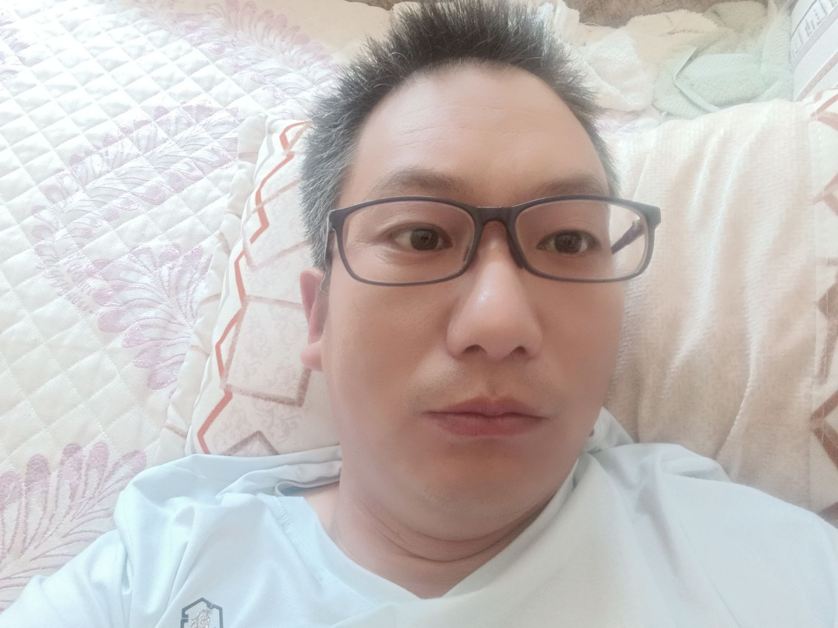 陈晓波头像
