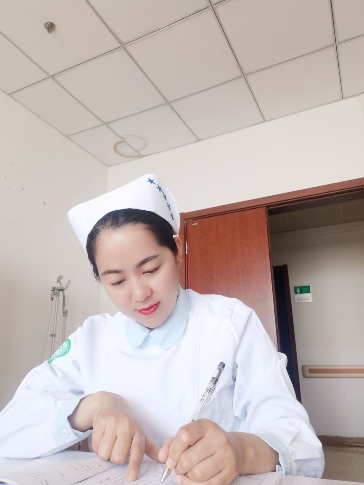 王洪芬头像