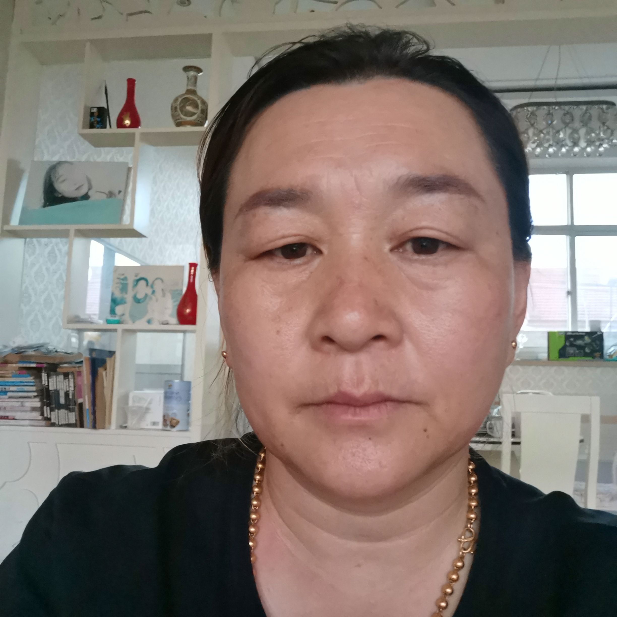 刘春红头像
