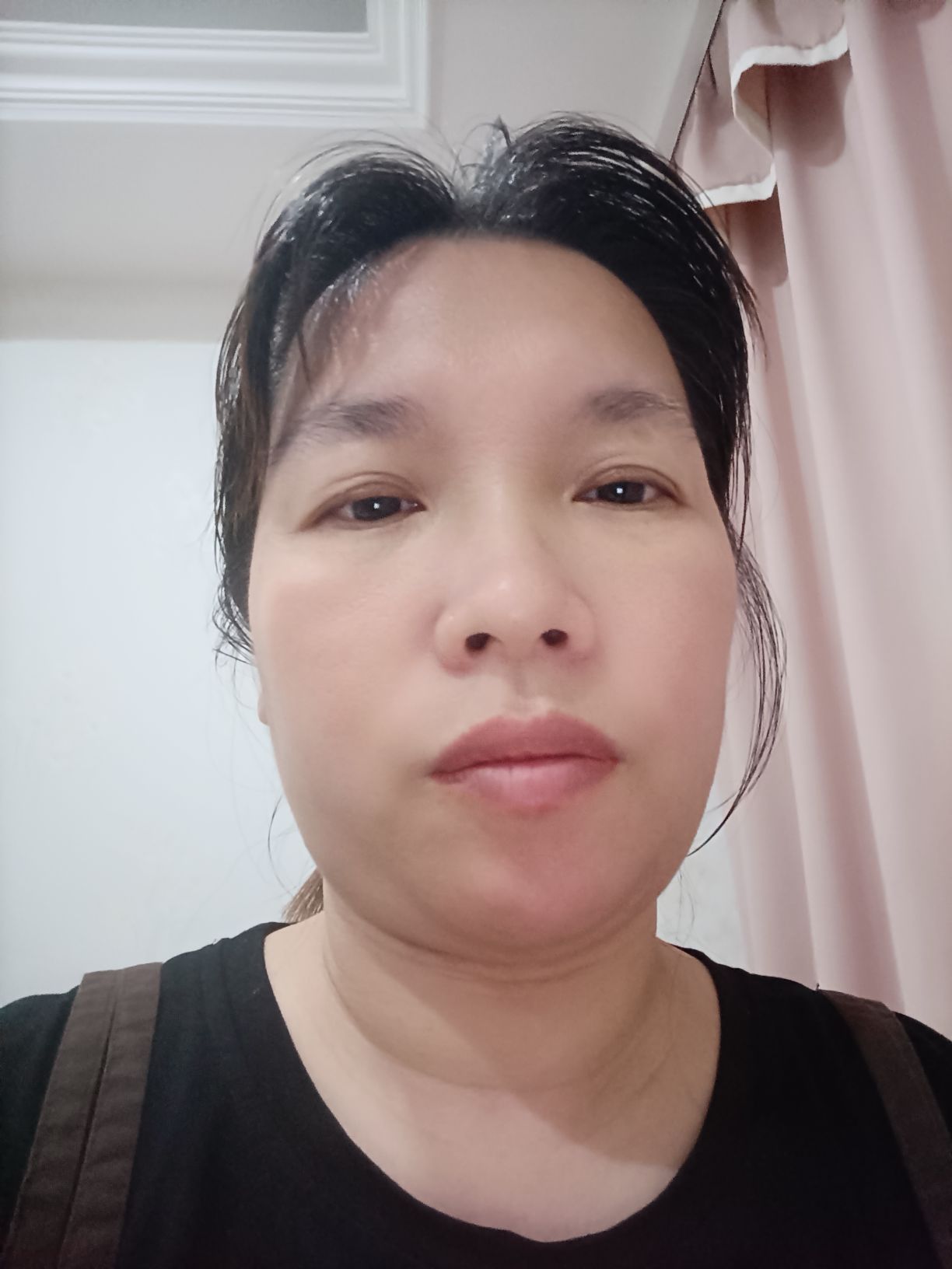 张红河头像