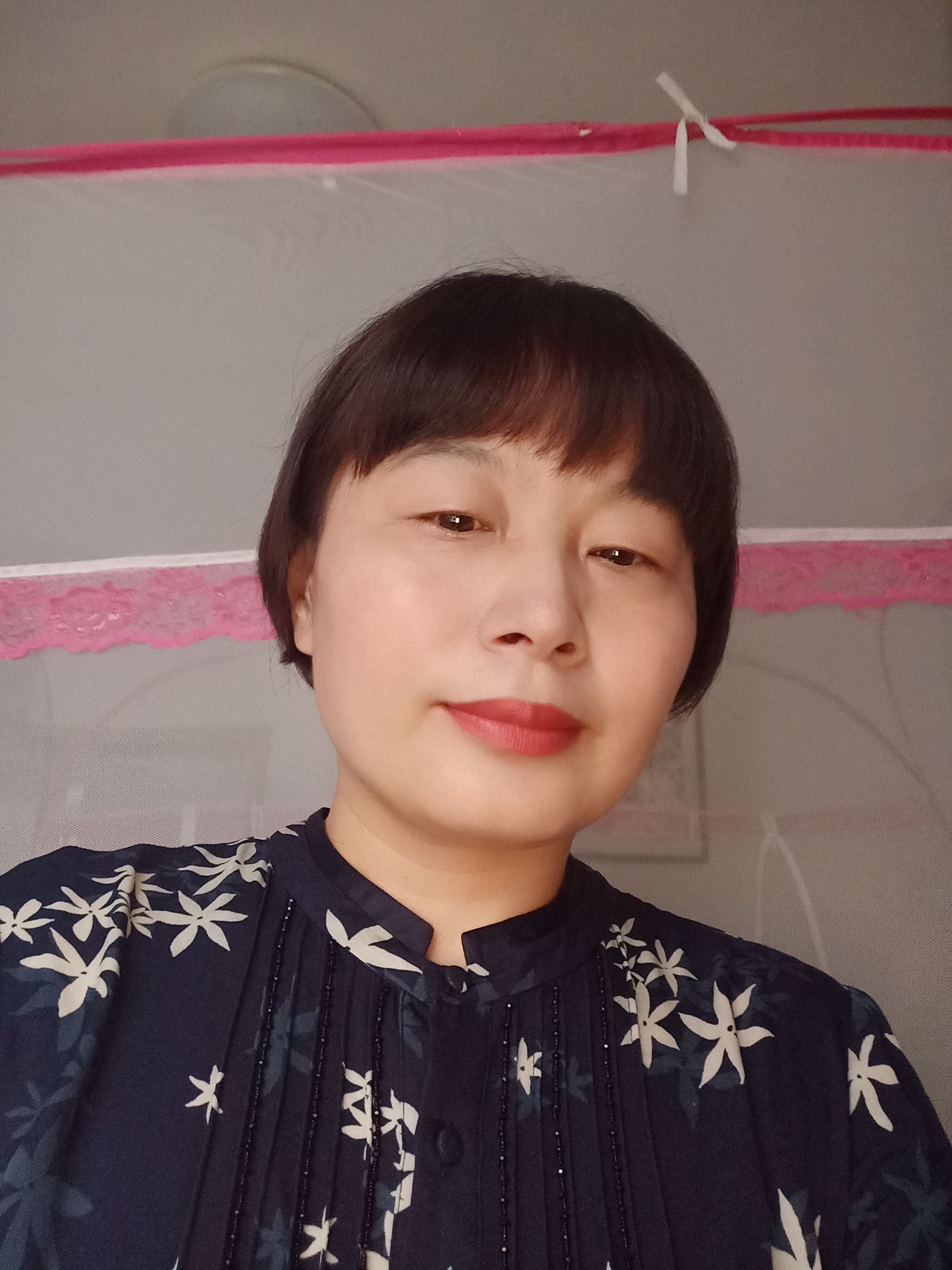 王昕茹头像