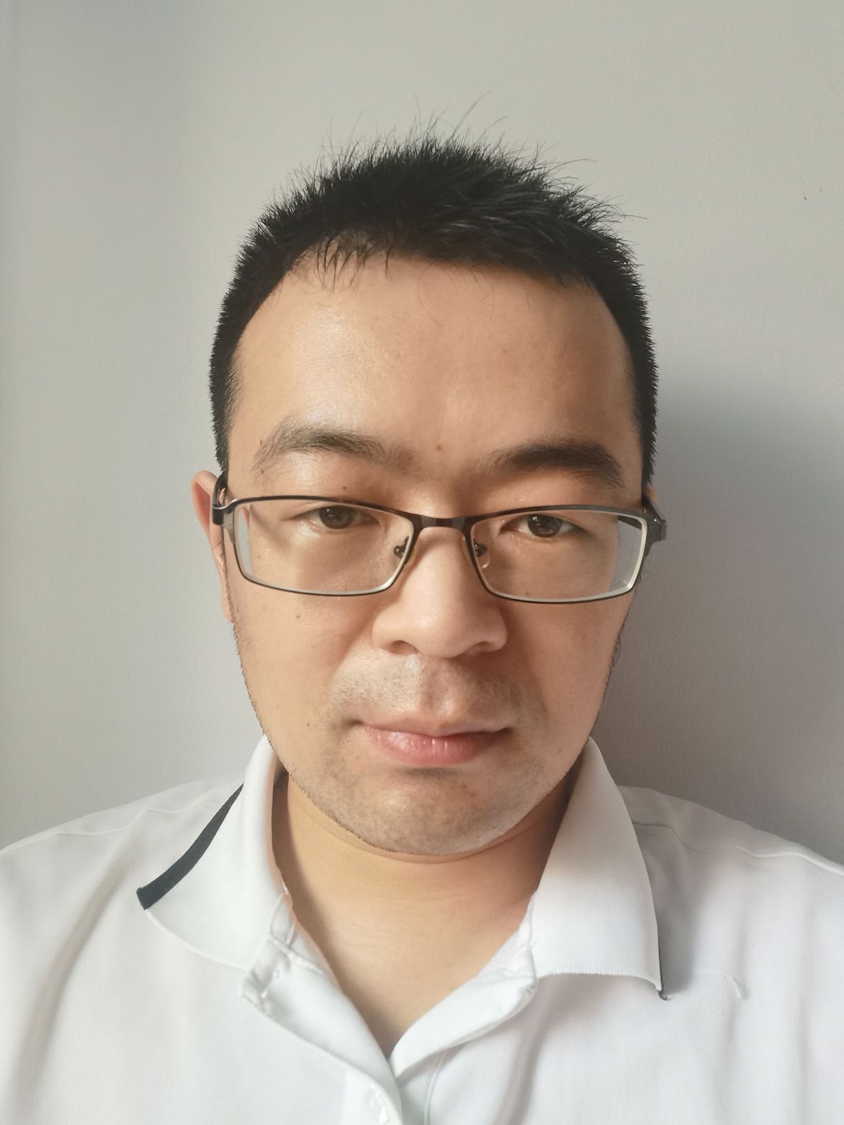 祁泽明头像
