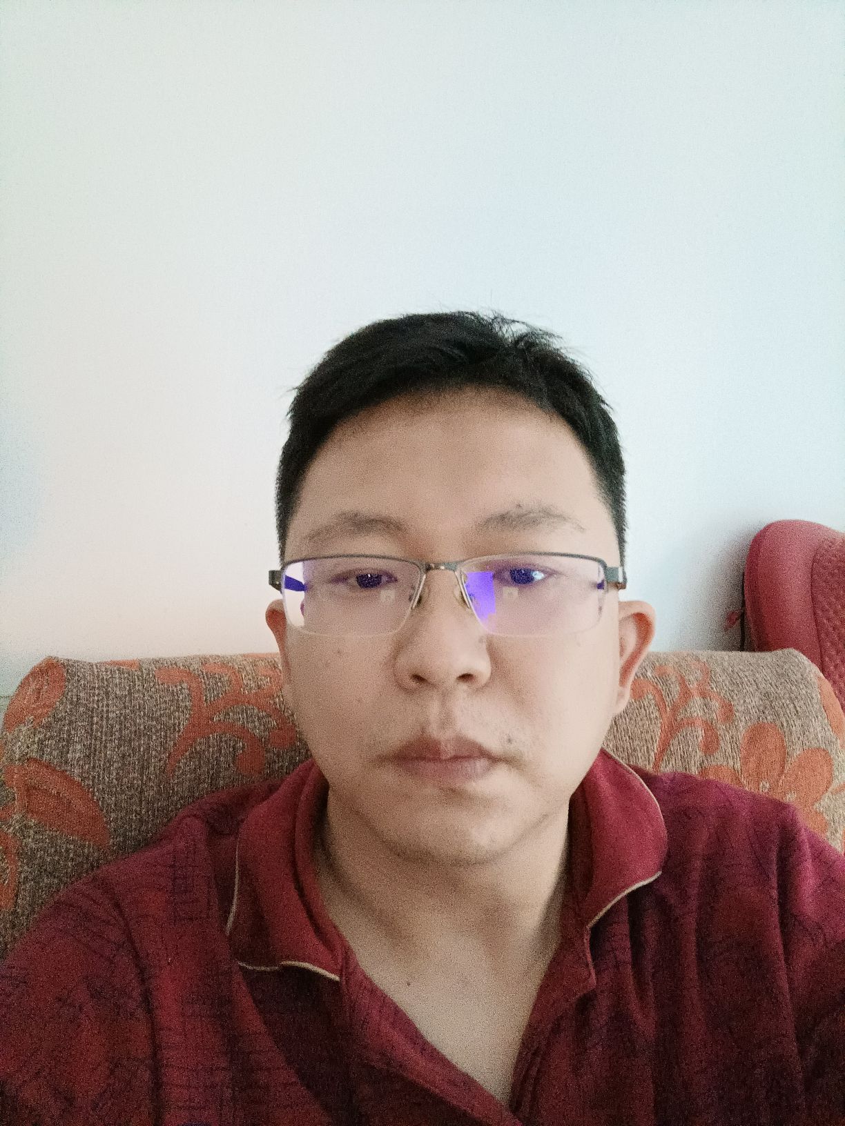 白东头像
