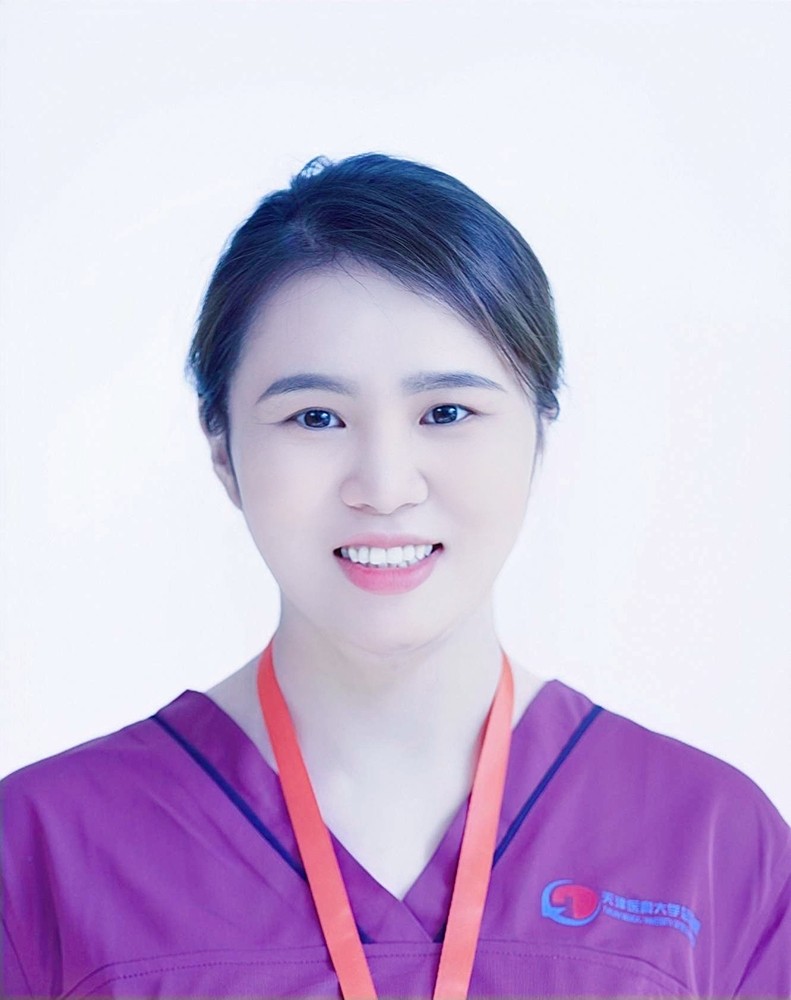 战志春头像