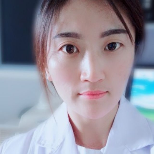 潘明月头像