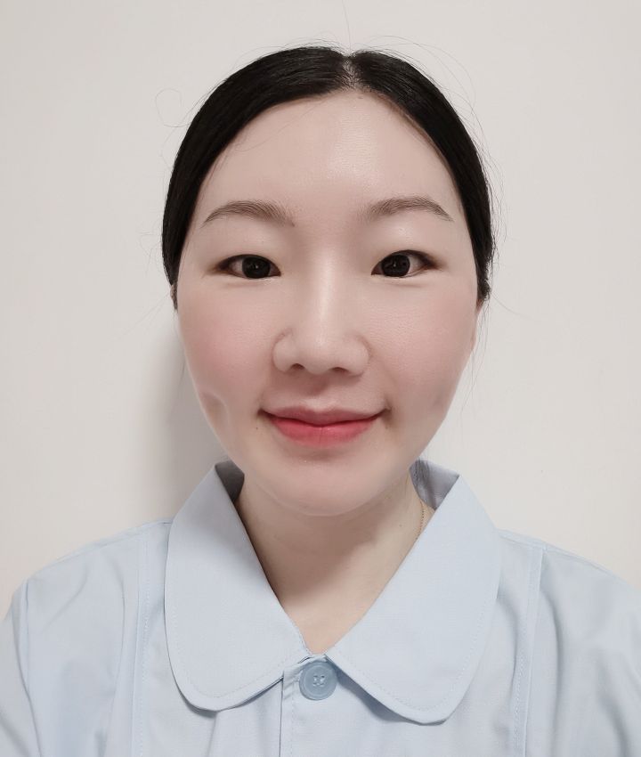 雷迎头像