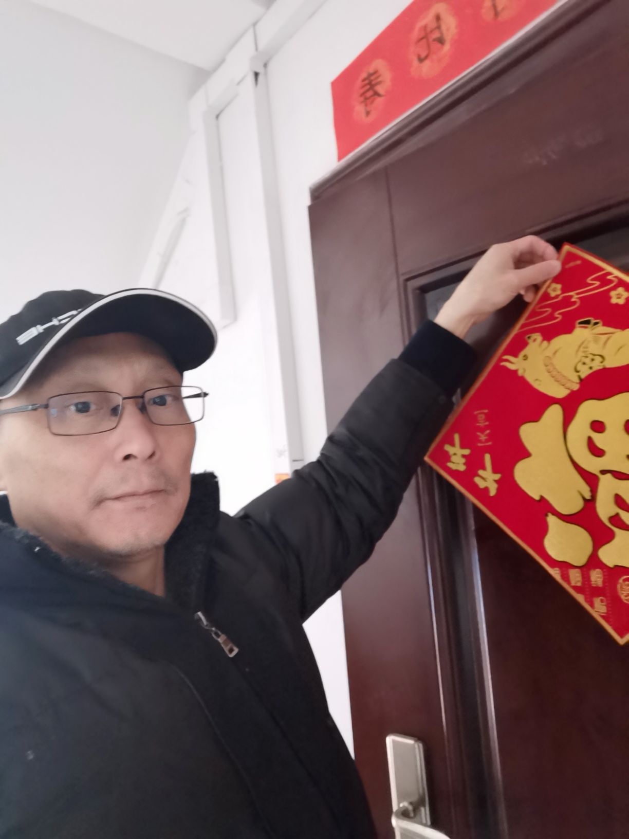 周翔头像