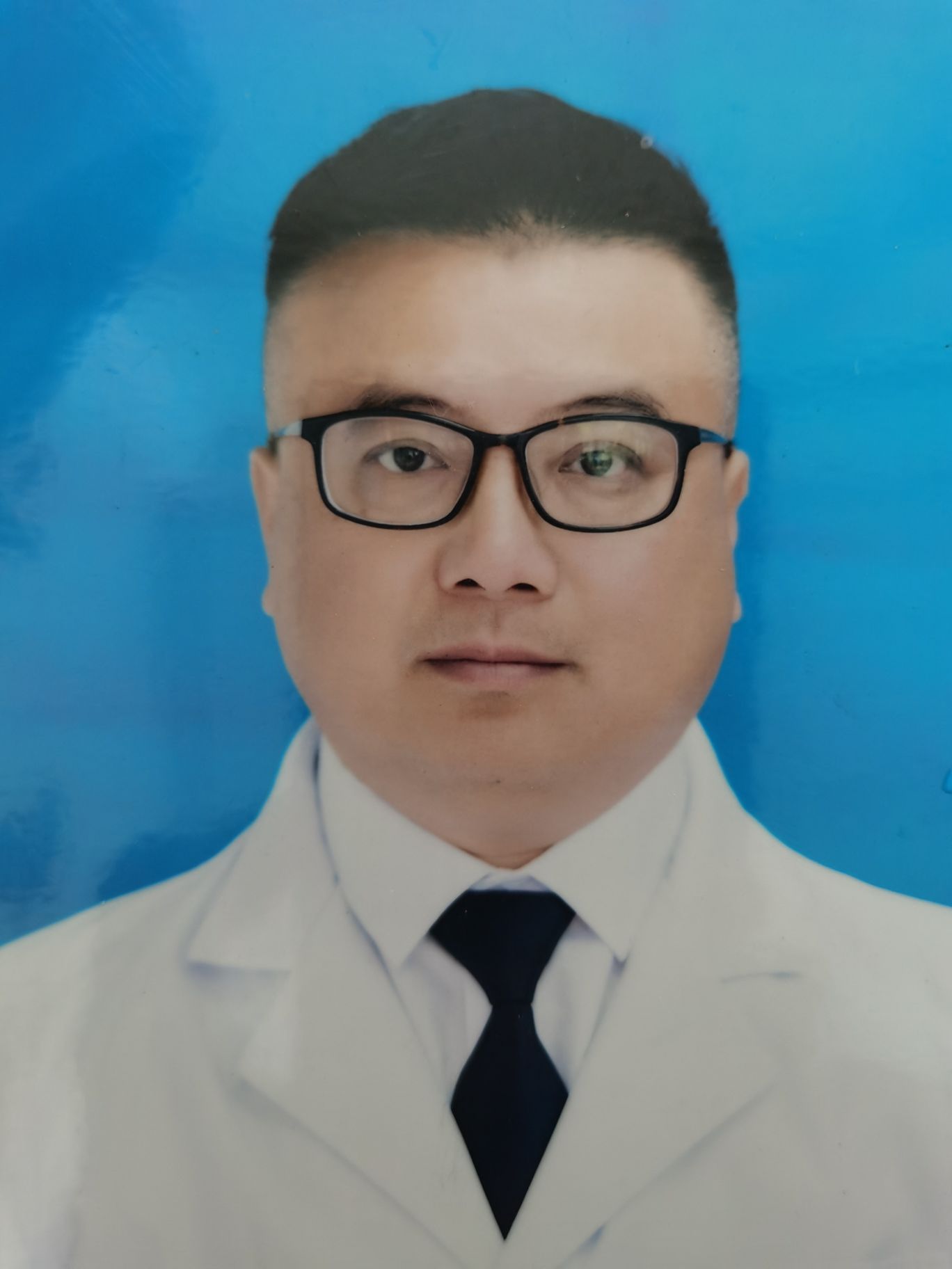 陈文波纟头像