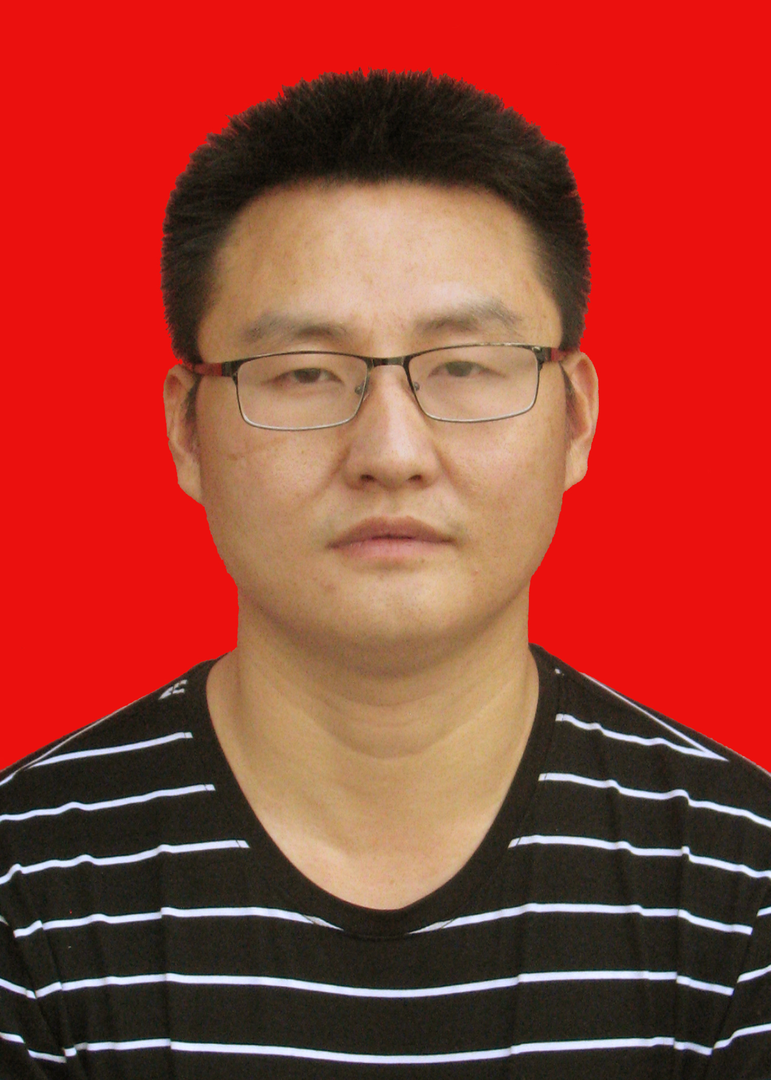 潘东头像