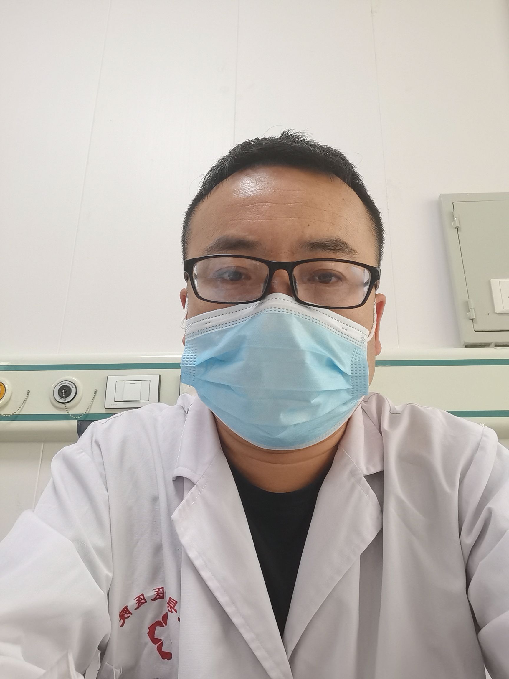 邱瑞虎头像