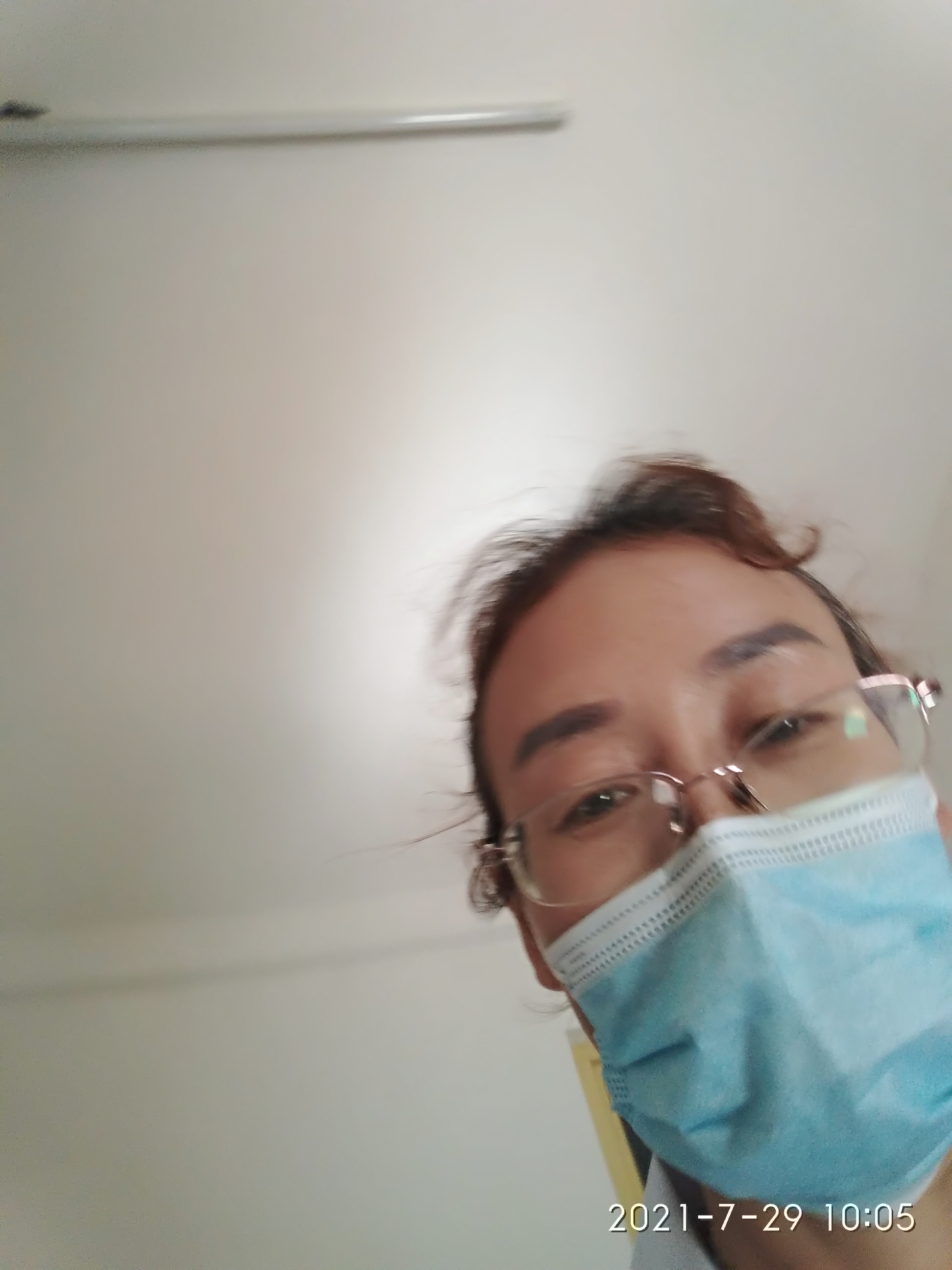 张爱英头像