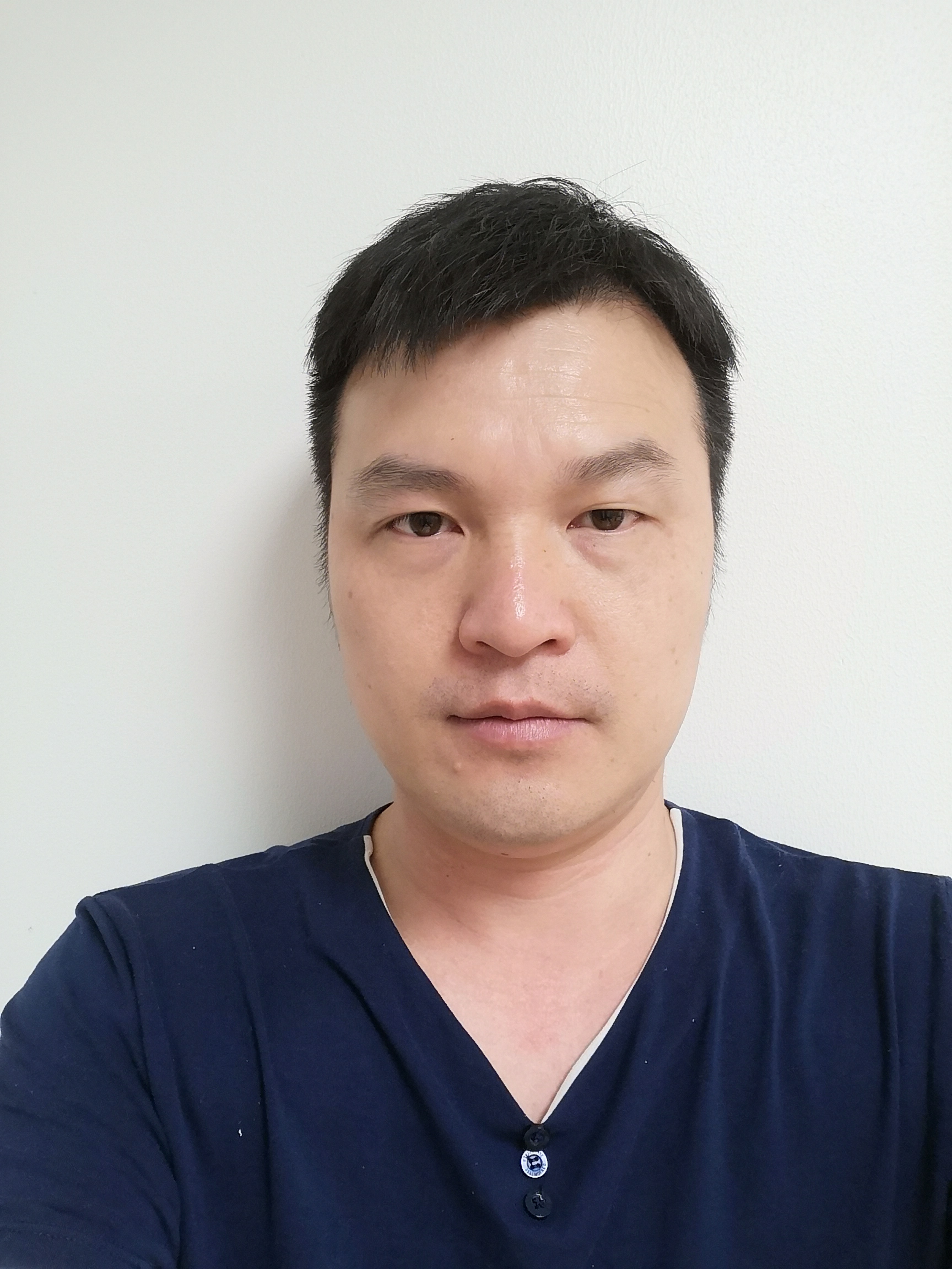 李荣卓头像