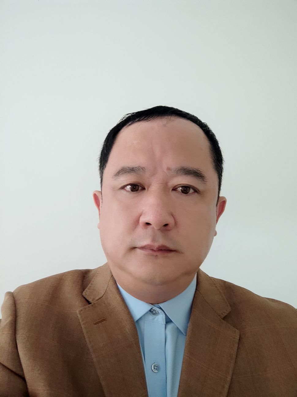 郑玉明头像