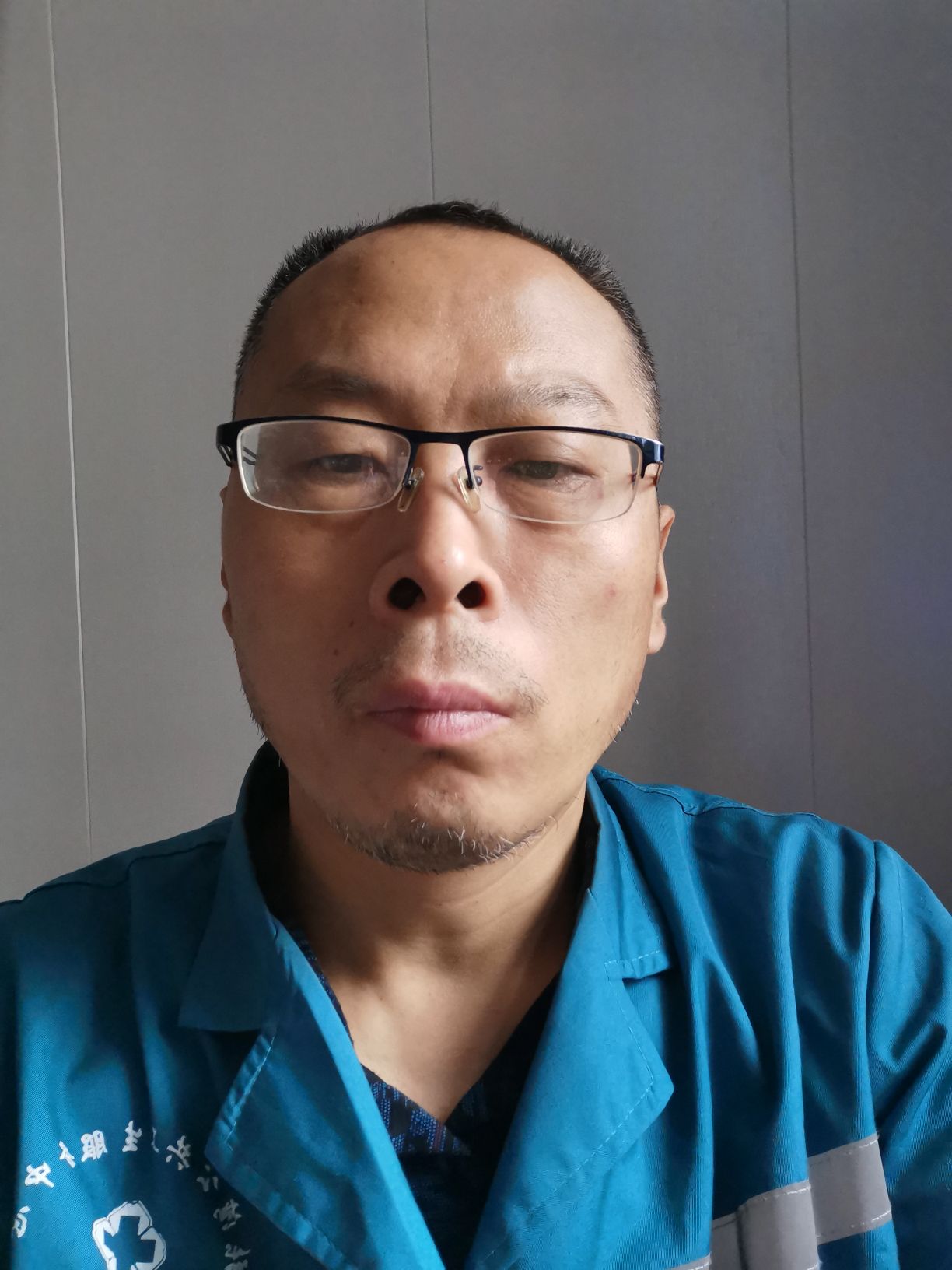 张保军头像