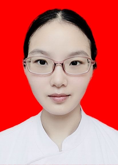 卢倩头像