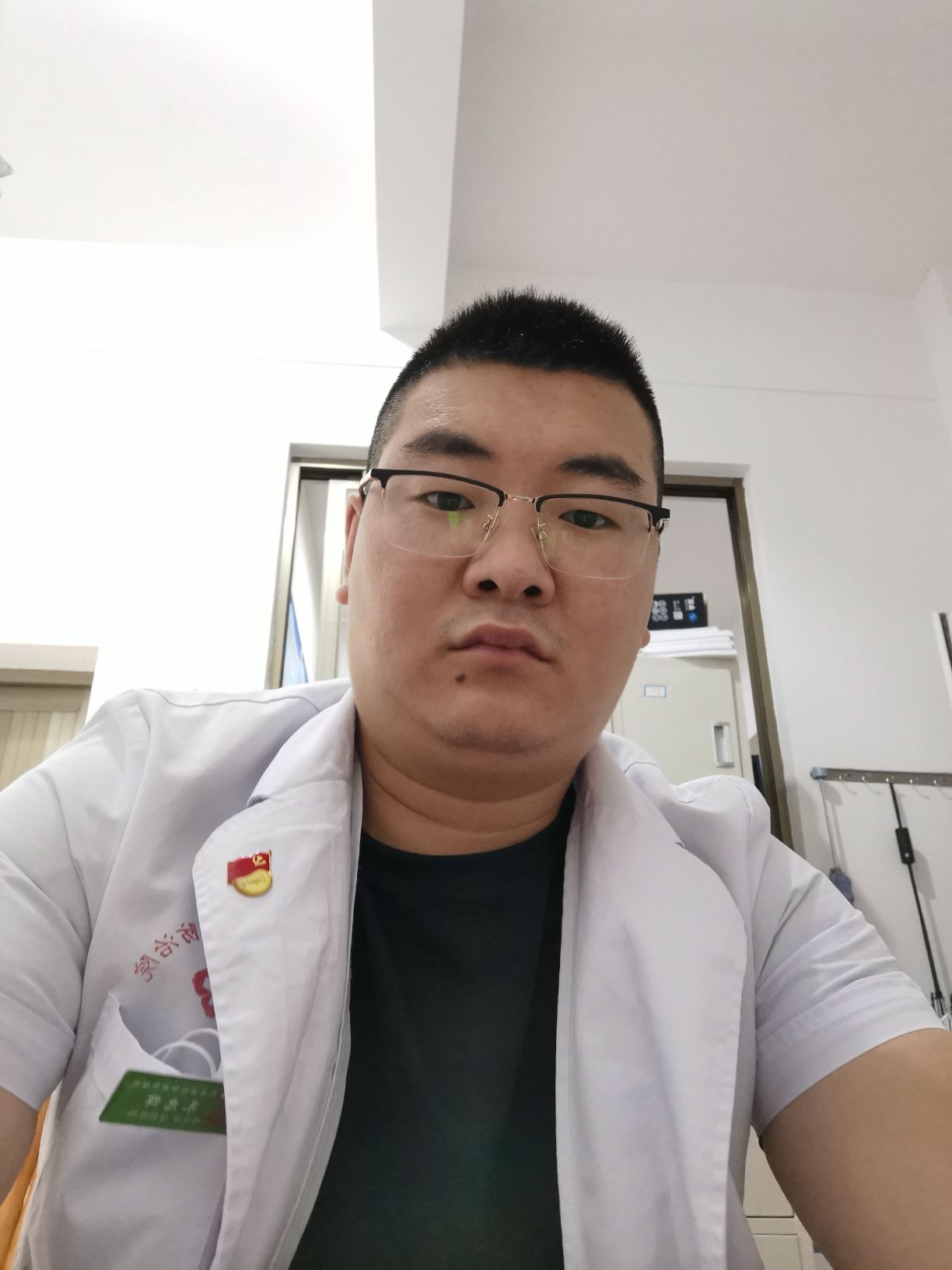 朱忠辉头像