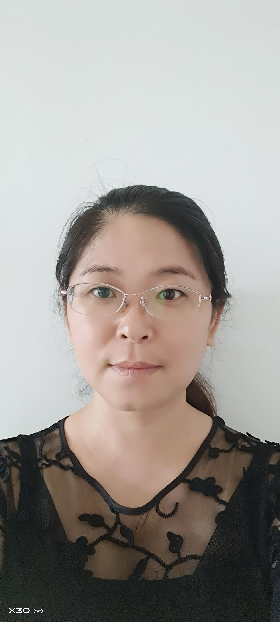 刘霞头像