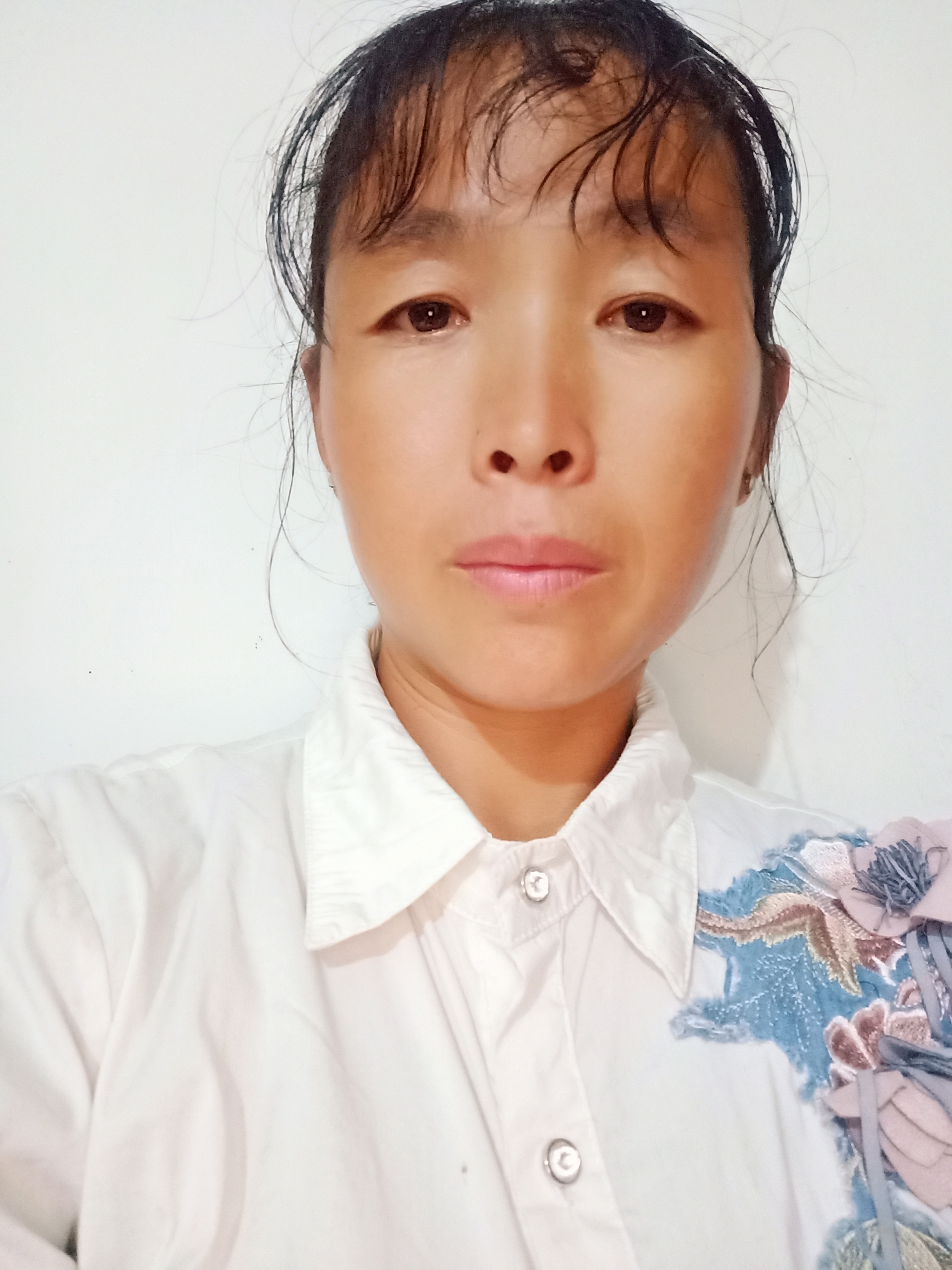 王春立头像
