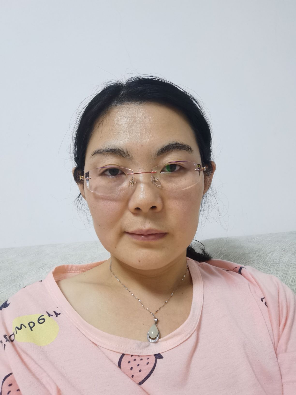 周玲玲头像