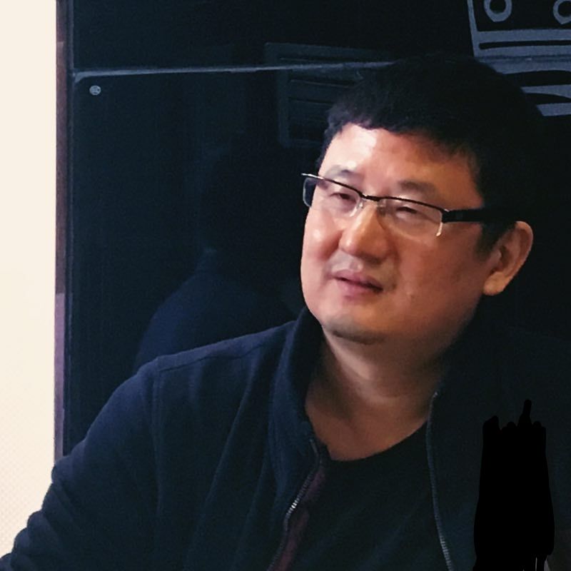 万理头像