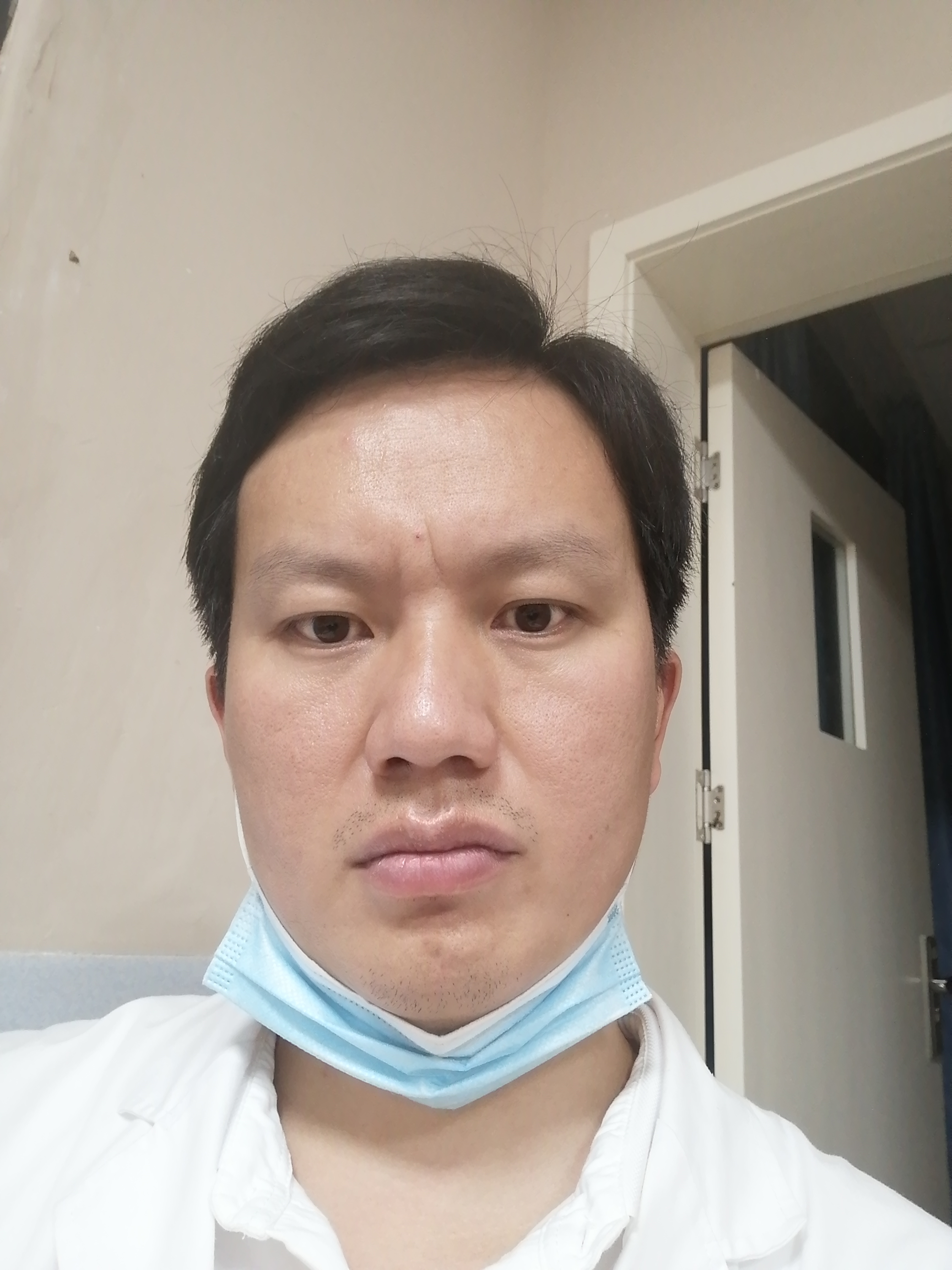 杨运东头像